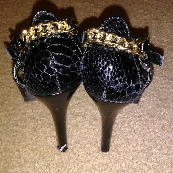 Black and Gold Snake Print Stilettos - Picture 3 of 3
